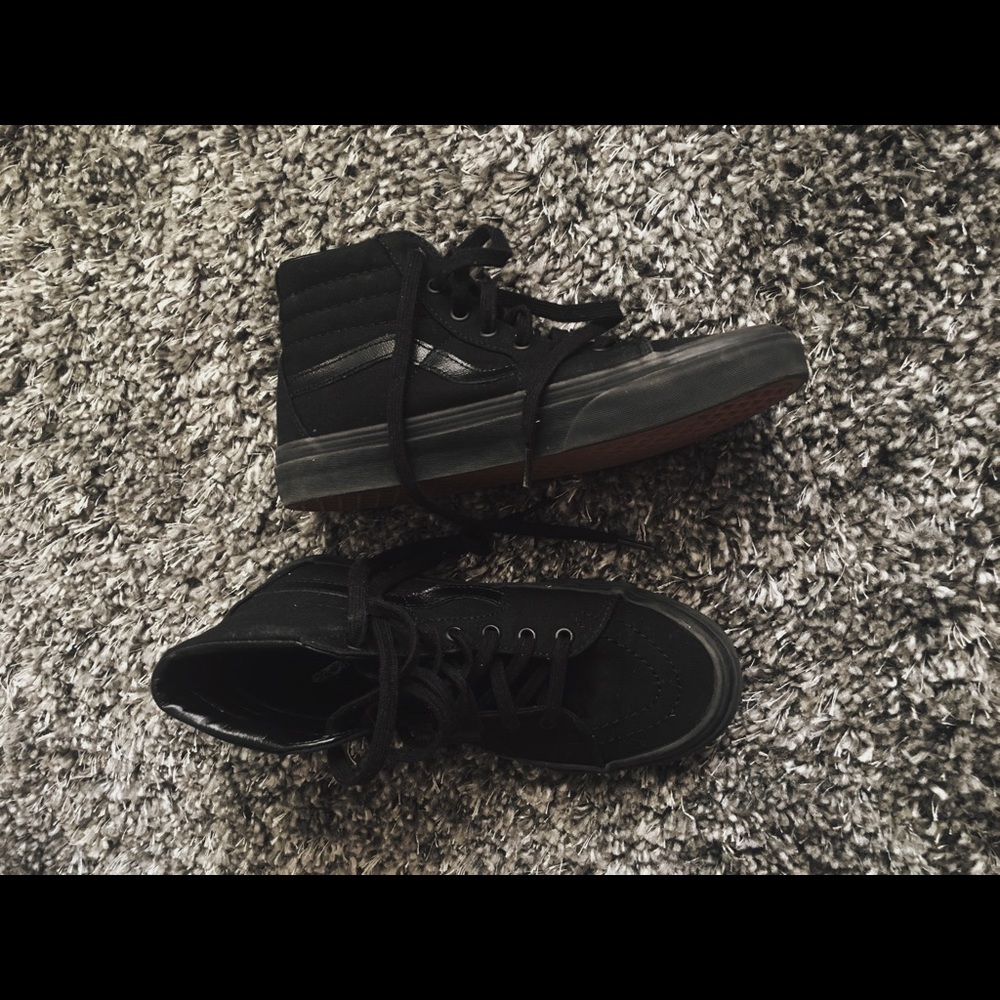 All black vans